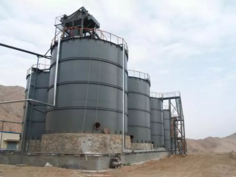 혼합 문제를 해결하기 위해 교반 탱크를 사용하는 이유는 무엇입니까?